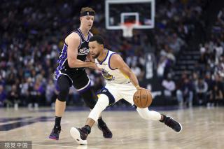 赛中保持竞 赛中保持竞