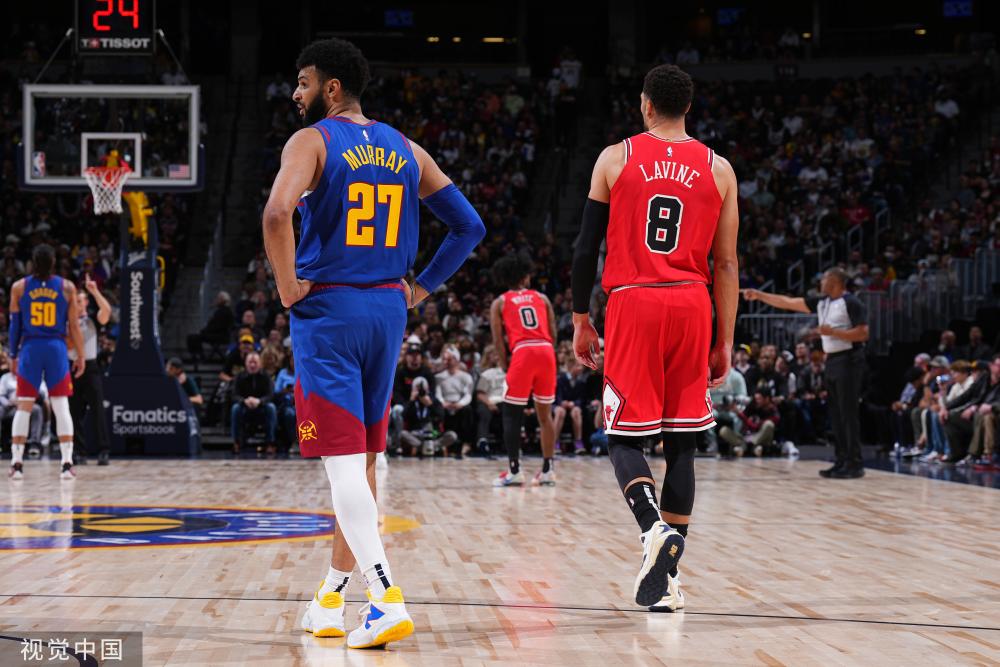 尤其是在中 尤其是在中