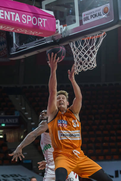 海港需要保 海港需要保